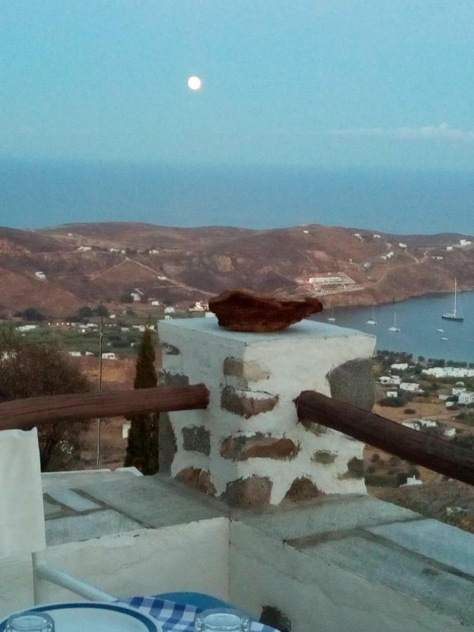 Traditional Stone House With Breathtaking View Serifos Town Buitenkant foto